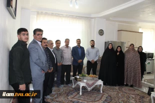 دیدار رئیس و کارکنان دانشگاه  فنی و حرفه‌ای واحد استان ایلام با خانواده معزز جانباز و آزاده شهید باقر کرمی 5
