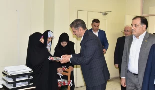به مناسبت روز معلم و با حضور ریاست دانشگاه ملی مهارت صورت گرفت:

تجلیل از استادان برجسته دانشکده دختران ولیعصر (عج) 4