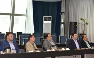 انعقاد تفاهم‌نامه همکاری بین دانشگاه ملی مهارت و بانک تجارت
 4